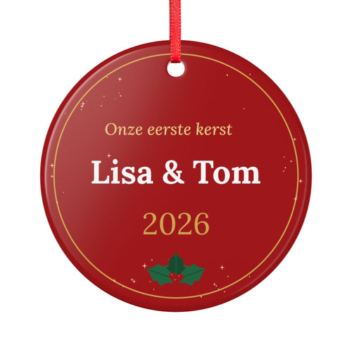 Onze eerste kerst – kersthanger met namen (rood)